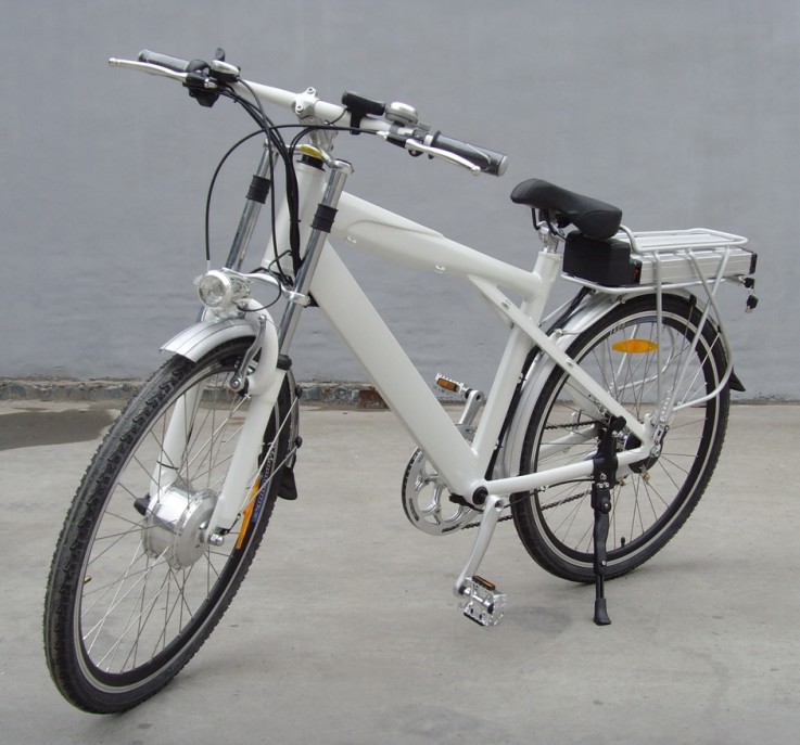 兩輪出行新選擇 山地自行車與電動平衡車的性能與場景對比